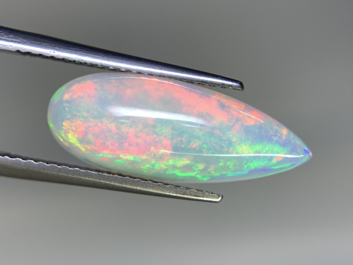 オパール 4.301ct 宝石ソーティング付き  20.0㎜×7.8㎜×6.1㎜  ルース（ 裸石 ） 3031Y