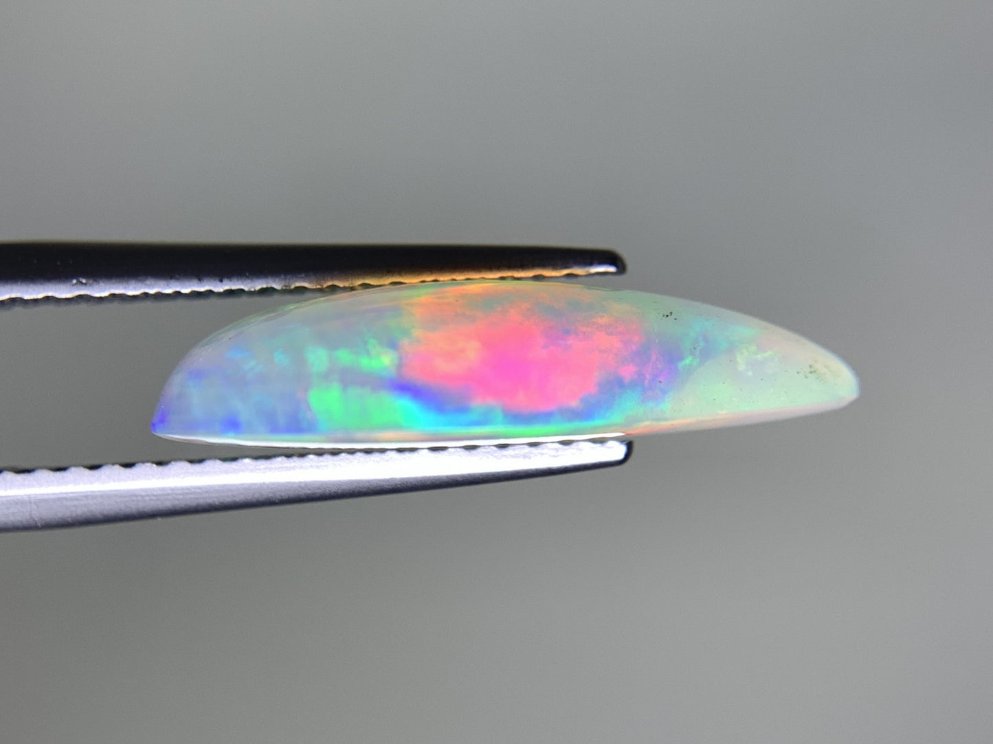 オパール 3.623ct 宝石ソーティング付き  18.7㎜×9.7㎜×4.4㎜  ルース（ 裸石 ） 3032Y