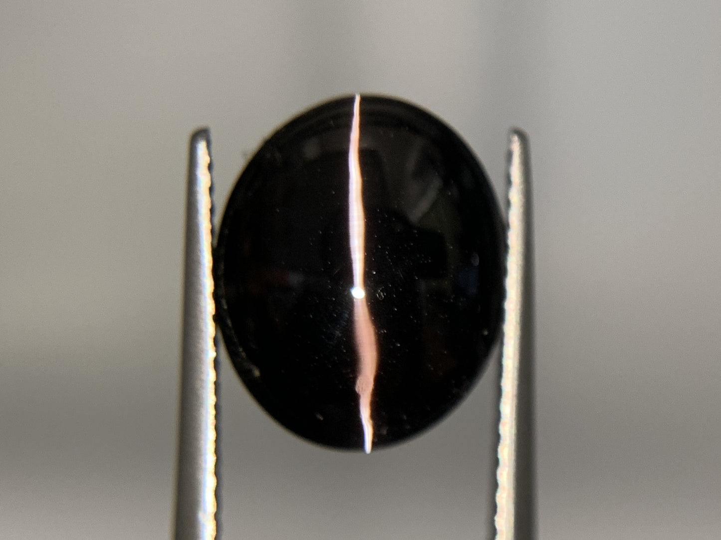 シリマナイトキャッツアイ 9.366ct 宝石ソーティング付き  13.5㎜×11.1㎜×6.8㎜  ルース（ 裸石 ） 3072Y