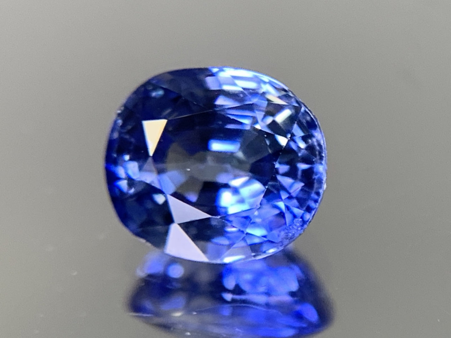 サファイア 1.166ct 宝石ソーティング付き  6.3㎜×5.5㎜×3.7㎜  ルース（ 裸石 ） 3096Y
