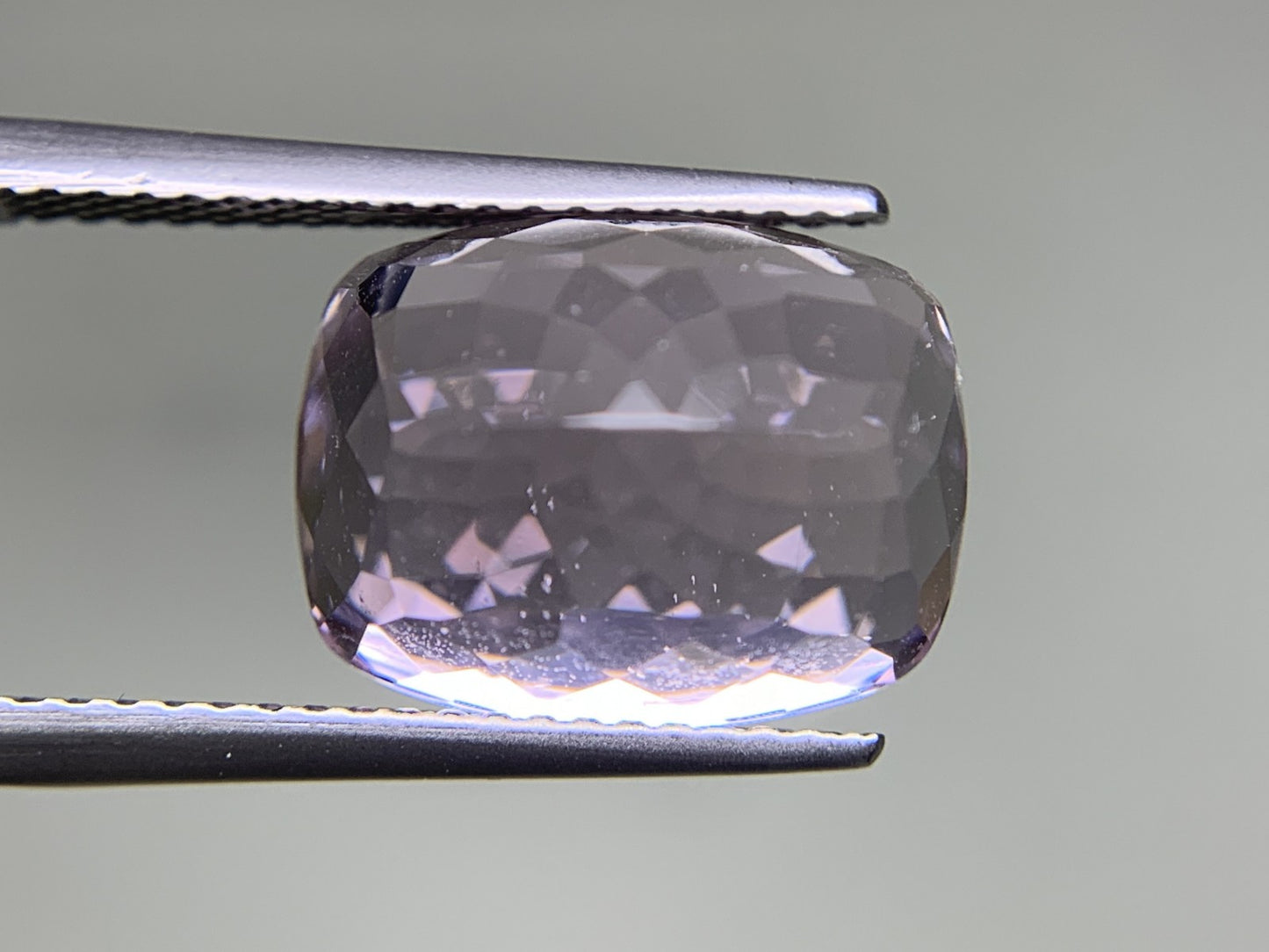 クンツァイト 9.816ct 宝石ソーティング付き  12.9㎜×10.0㎜×8.6㎜  ルース（ 裸石 ） 3143Y