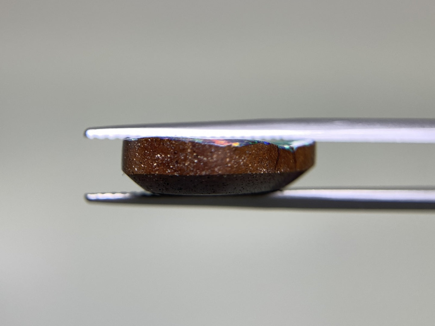 ボルダーオパール 13.054ct 宝石ソーティング付き  19.0㎜×16.8㎜×4.5㎜  ルース（ 裸石 ） 3149Y