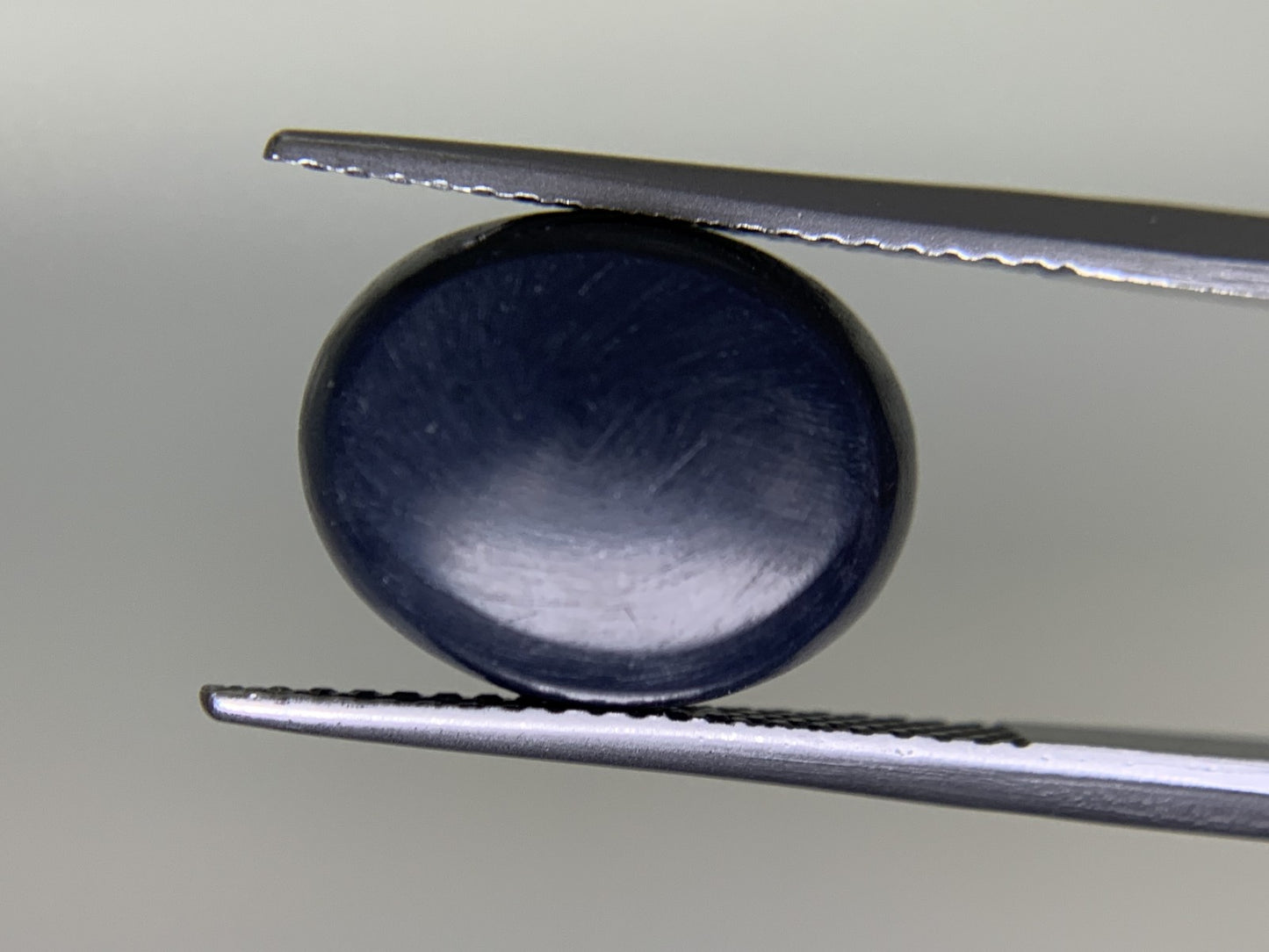 ブラックオパール  4.938ct  中央宝石ソーティング付き  13.1㎜×10.4㎜×5.5㎜  ルース（ 裸石 ） 3206Y