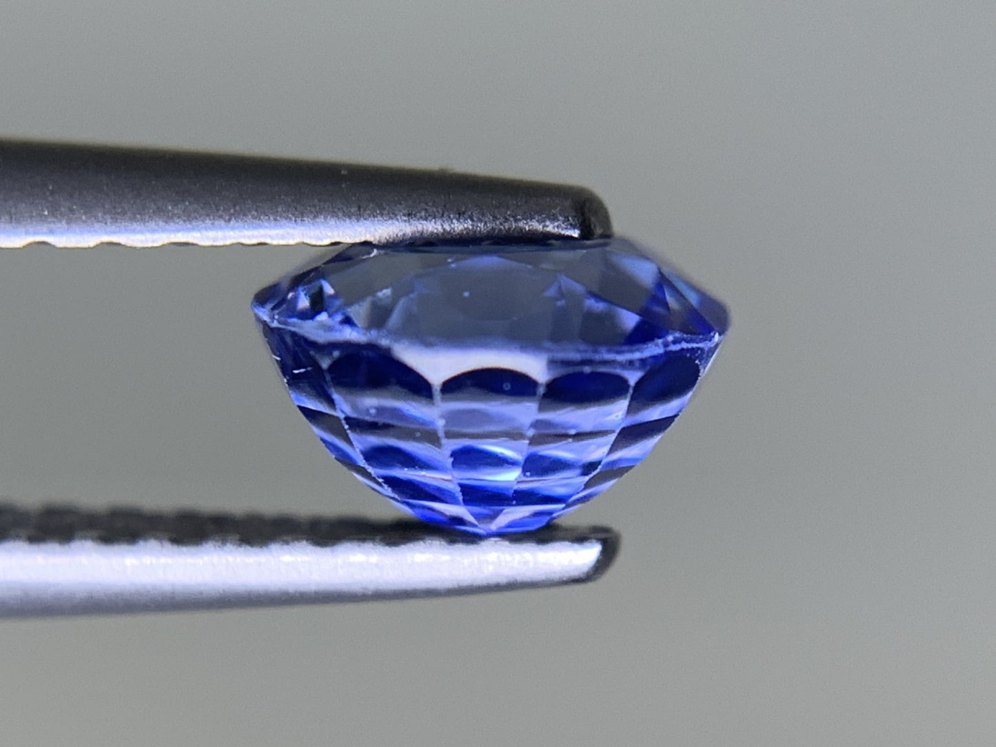サファイア  1.202ct  中央宝石ソーティング付き  6.02㎜×5.71㎜×3.84㎜  ルース（ 裸石 ） 3219Y