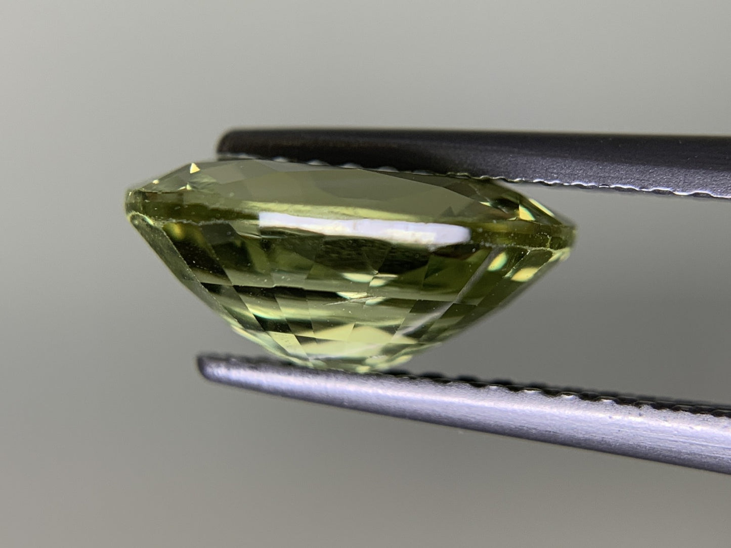 クリソベリル 3.311ct 宝石ソーティング付き  10.8㎜×7.4㎜×4.9㎜  ルース（ 裸石 ） 3244Y