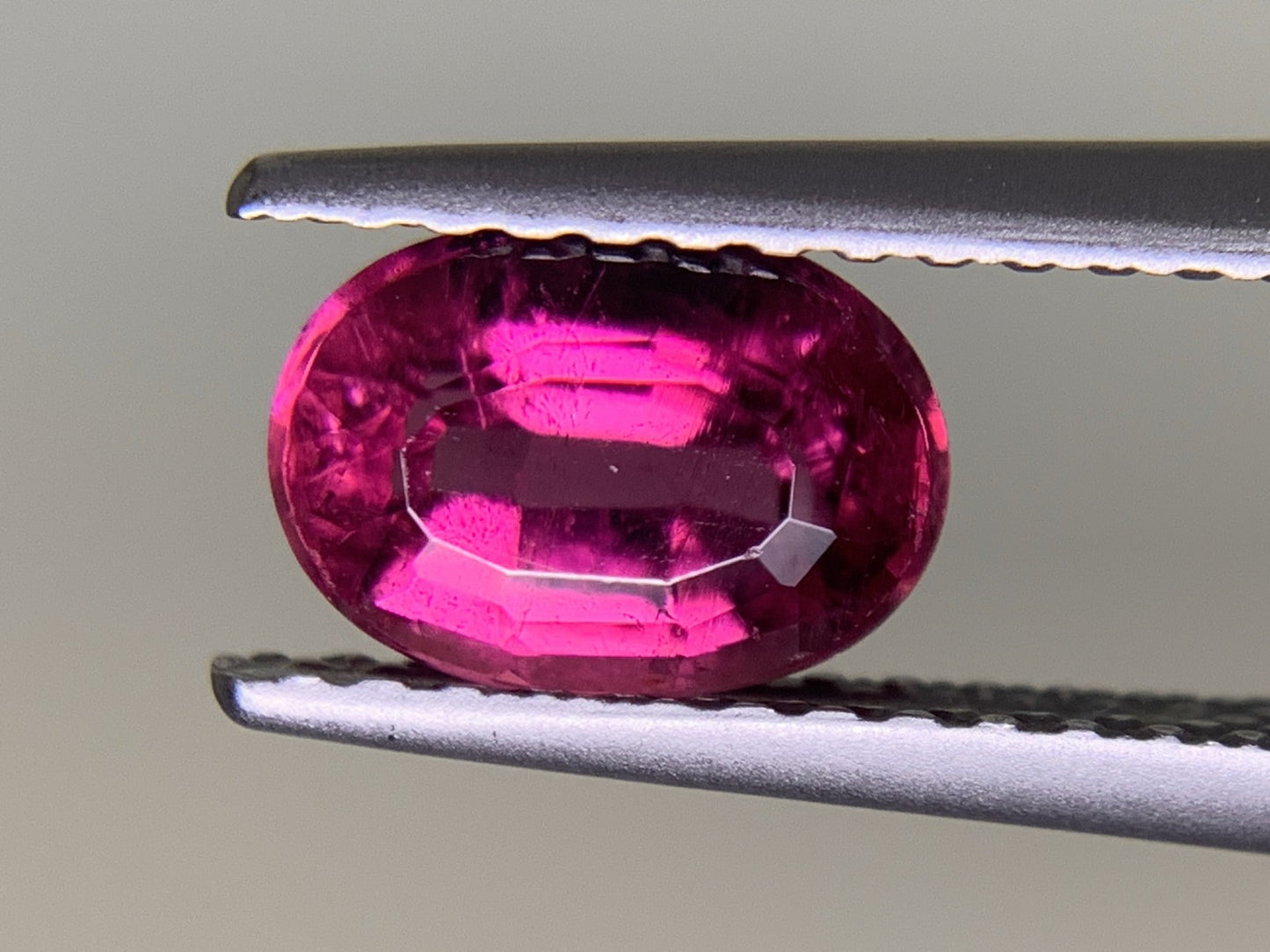 ピンクトルマリン 1.001ct 宝石ソーティング付き  7.2㎜×5.2㎜×3.8㎜  ルース（ 裸石 ） 3265Y