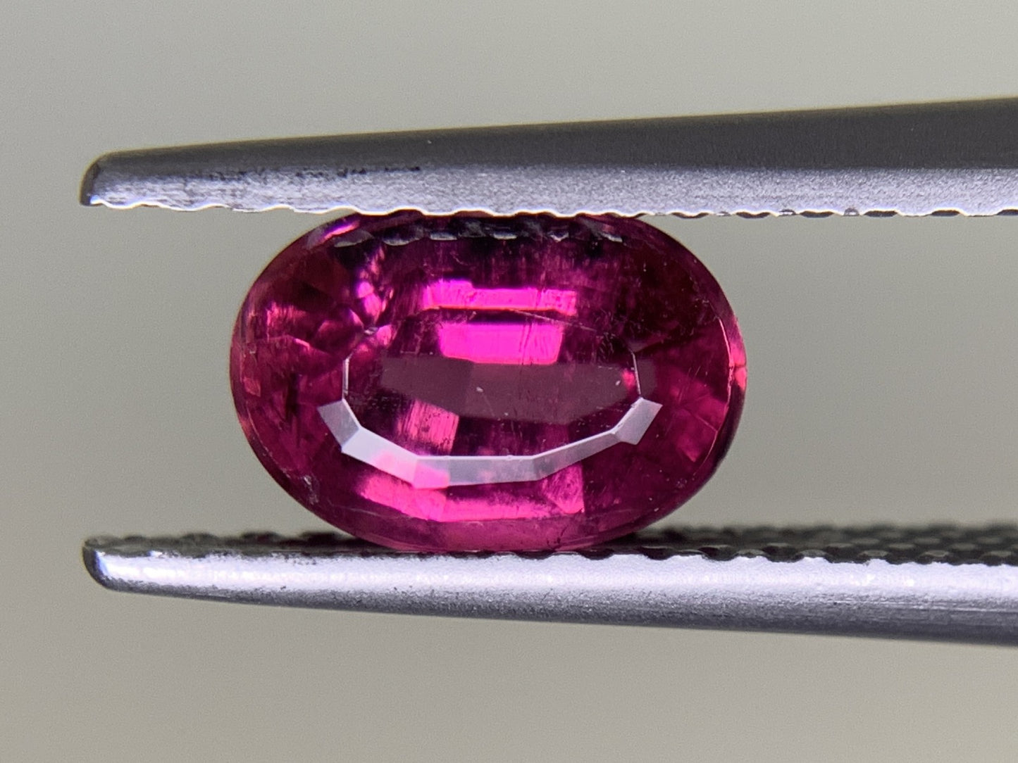 ピンクトルマリン 1.001ct 宝石ソーティング付き  7.2㎜×5.2㎜×3.8㎜  ルース（ 裸石 ） 3265Y