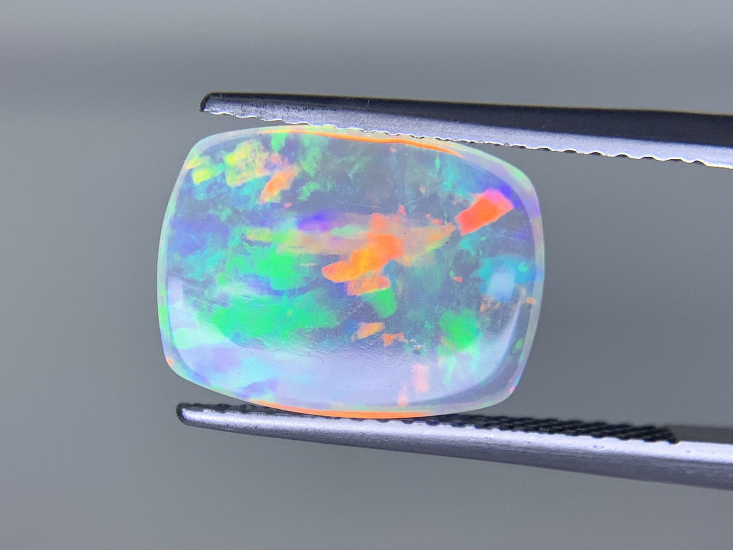オパール 2.380ct 宝石ソーティング付き  13.1㎜×10.0㎜×3.3㎜  ルース（ 裸石 ） 3338Y