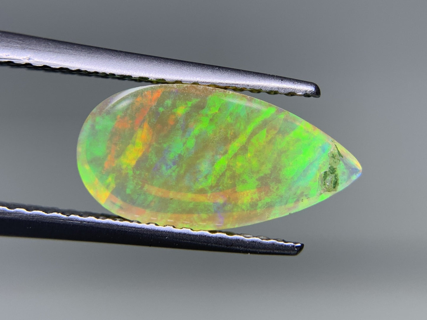 オパール 1.650ct 宝石ソーティング付き  14.0㎜×7.1㎜×3.2㎜  ルース（ 裸石 ） 3357Y