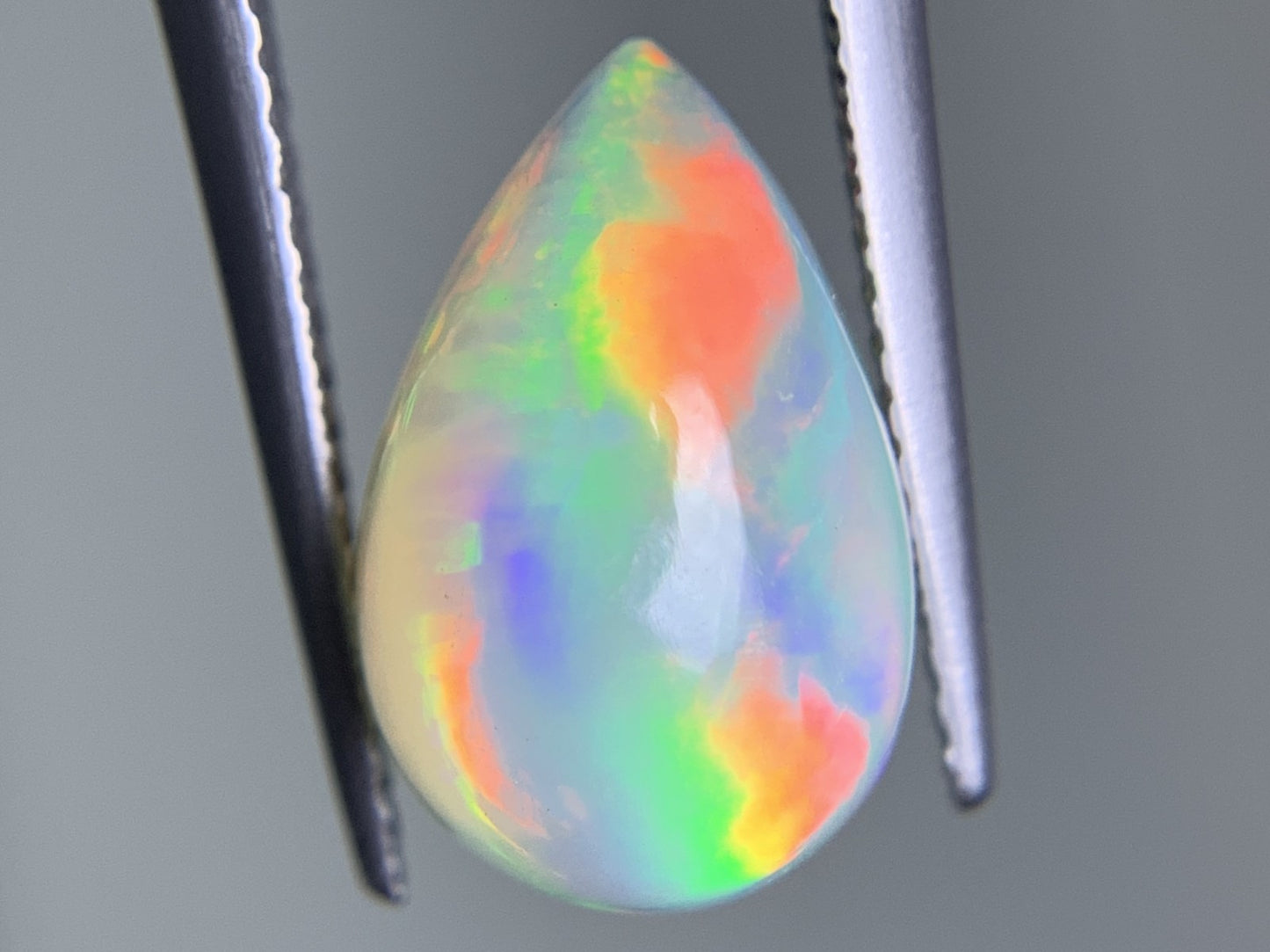 オパール 3.228ct 宝石ソーティング付き  13.2㎜×8.5㎜×6.1㎜  ルース（ 裸石 ） 3372Y