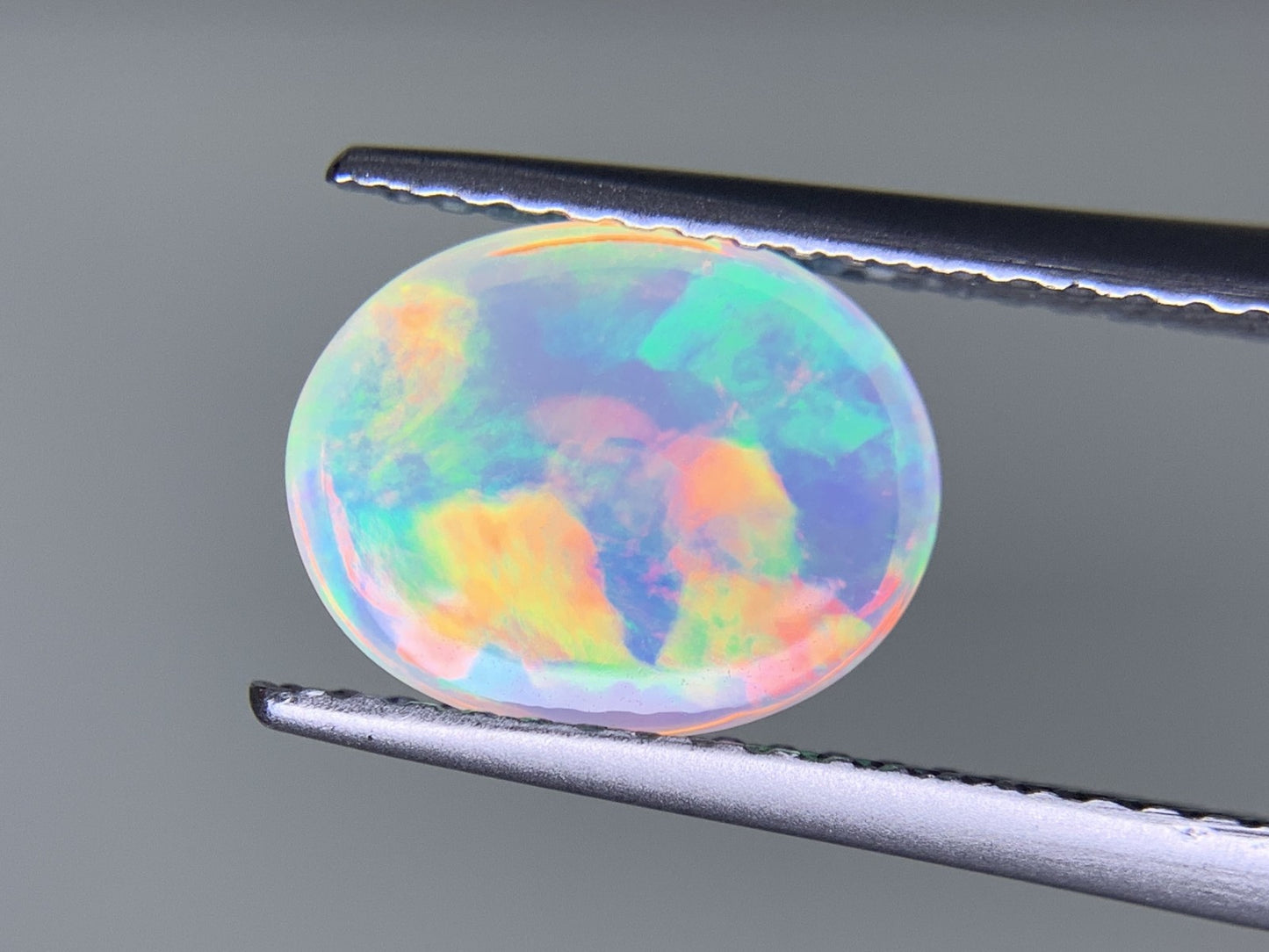 オパール 1.436ct 宝石ソーティング付き  10.1㎜×7.9㎜×3.8㎜  ルース（ 裸石 ） 3378Y