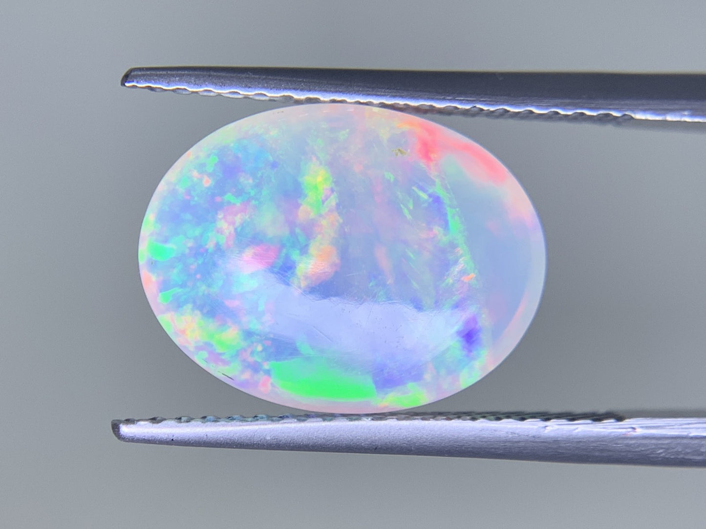 オパール 3.716ct 宝石ソーティング付き  13.6㎜×10.6㎜×5.3㎜  ルース（ 裸石 ） 3381Y