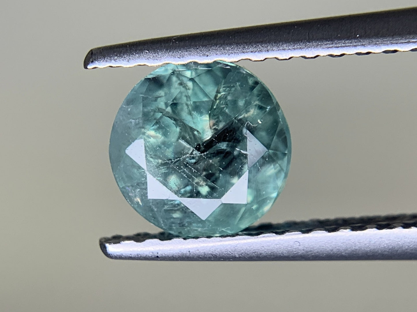 アレキサンドライト 1.448ct  中央宝石ソーティング付き  6.13㎜×6.10㎜×4.77㎜  ルース（ 裸石 ） 3387Y
