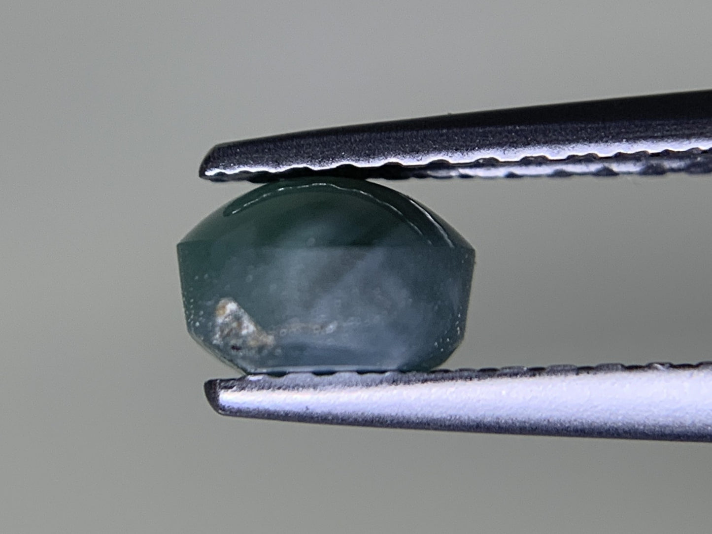 アレキサンドライトキャッツアイ  1.131ct  中央宝石ソーティング付き  5.5㎜×5.3㎜×3.7㎜  ルース（ 裸石 ） 3399Y