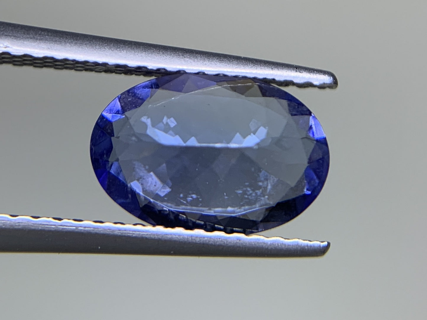 タンザナイト 2.093ct 宝石ソーティング付き  10.2㎜×7.0㎜×4.1㎜  ルース（ 裸石 ） 3430Y