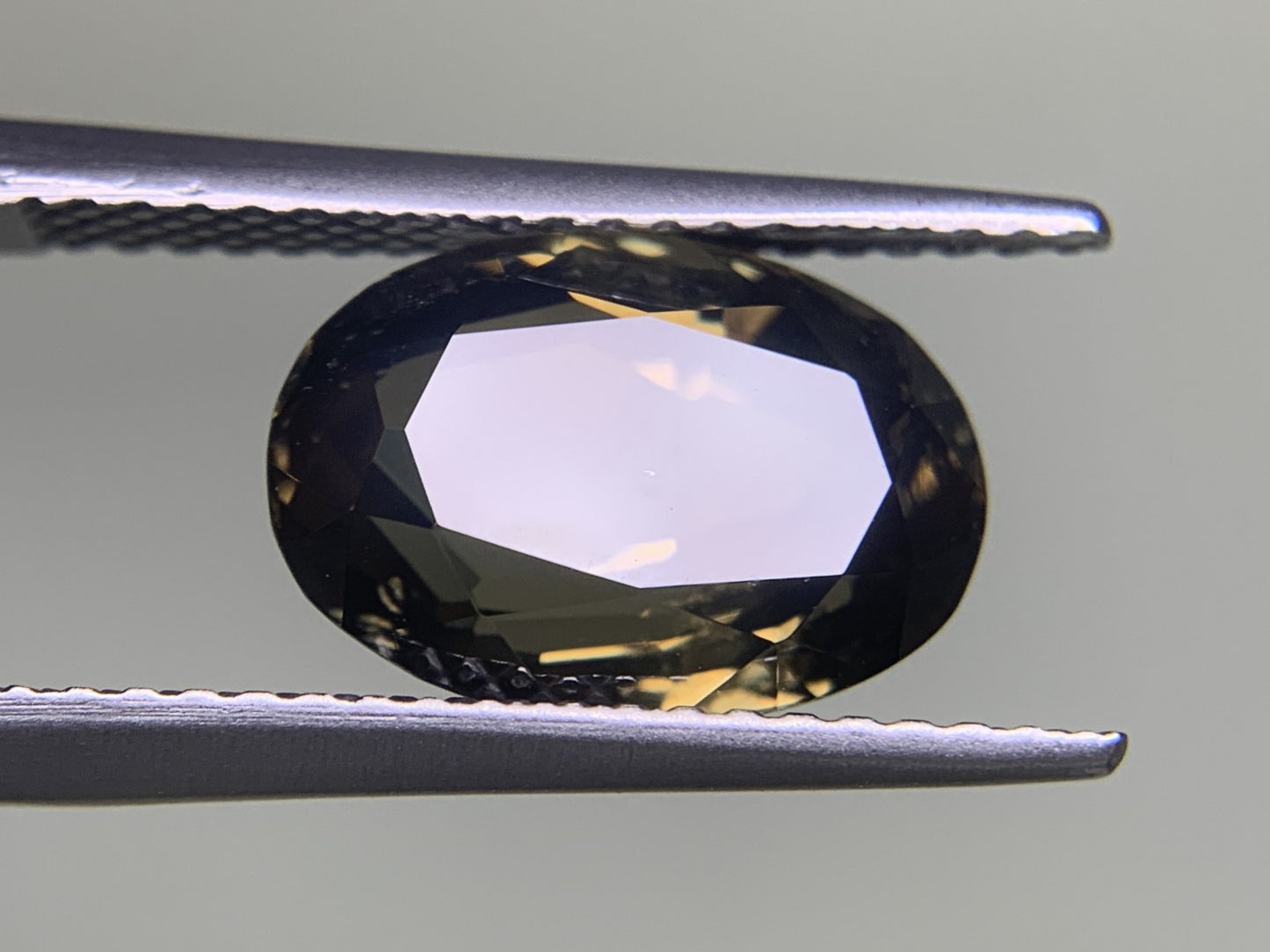 ジルコン 4.845ct 宝石ソーティング付き  11.2㎜×7.8㎜×5.2㎜  ルース（ 裸石 ） 3439Y