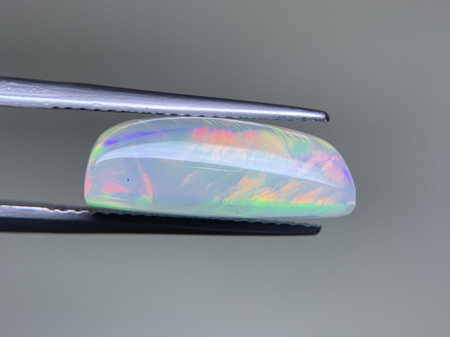 オパール 4.419ct 宝石ソーティング付き  15.8㎜×7.7㎜×6.1㎜  ルース（ 裸石 ） 3475Y