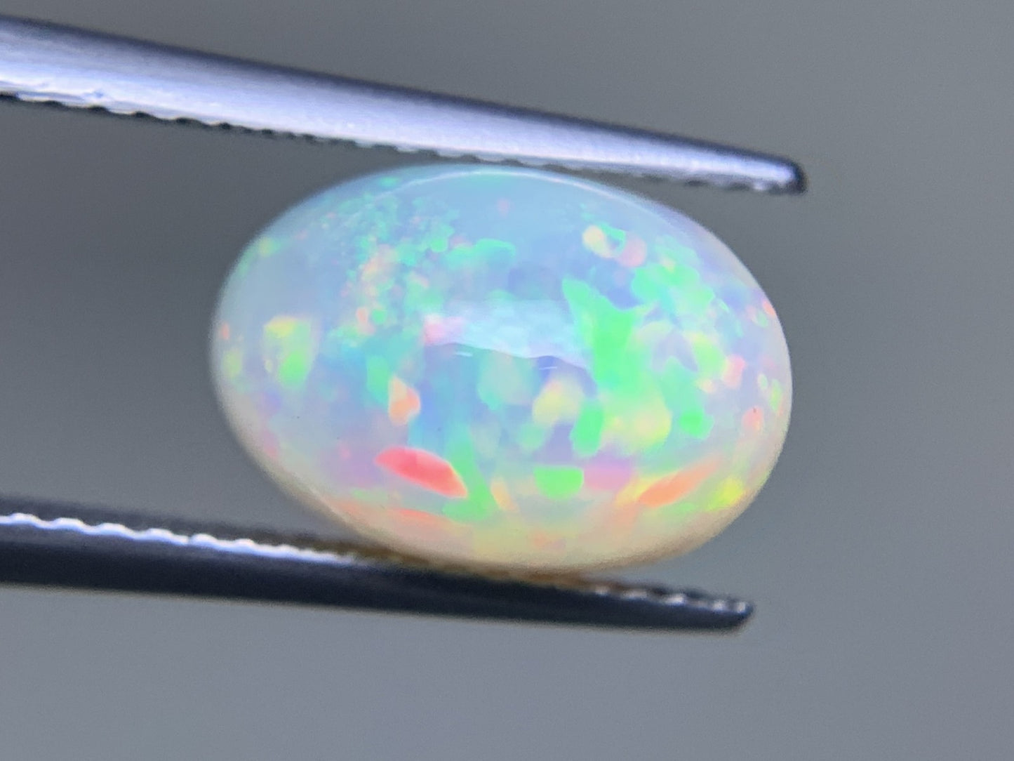 オパール 4.054ct 宝石ソーティング付き 11.9㎜×8.0㎜×8.4㎜ ルース（ 裸石 ） 3477Y