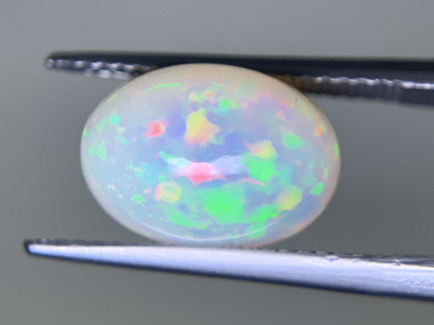 オパール 4.054ct 宝石ソーティング付き 11.9㎜×8.0㎜×8.4㎜ ルース（ 裸石 ） 3477Y