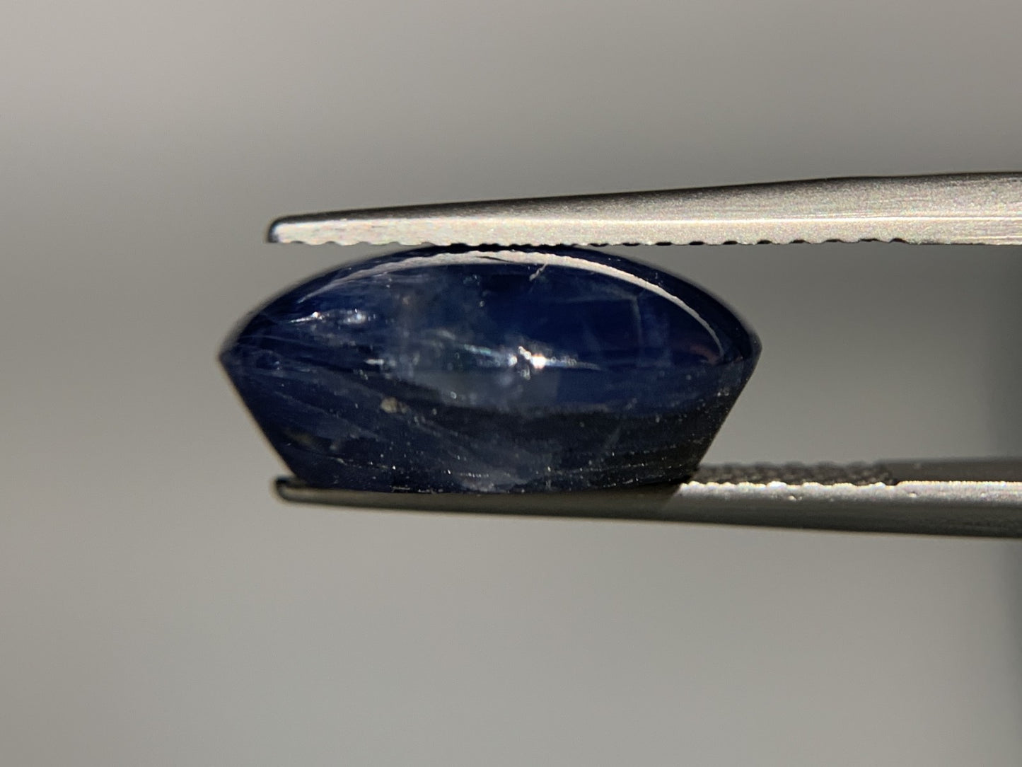 スターサファイア 10.894ct 宝石ソーティング付き  14.8㎜×10.5㎜×6.4㎜  ルース（ 裸石 ） 3524Y