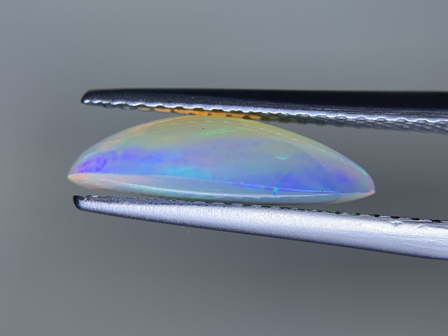 オパール 2.031ct 宝石ソーティング付き  14.0㎜×8.3㎜×4.0㎜  ルース（ 裸石 ） 3602Y