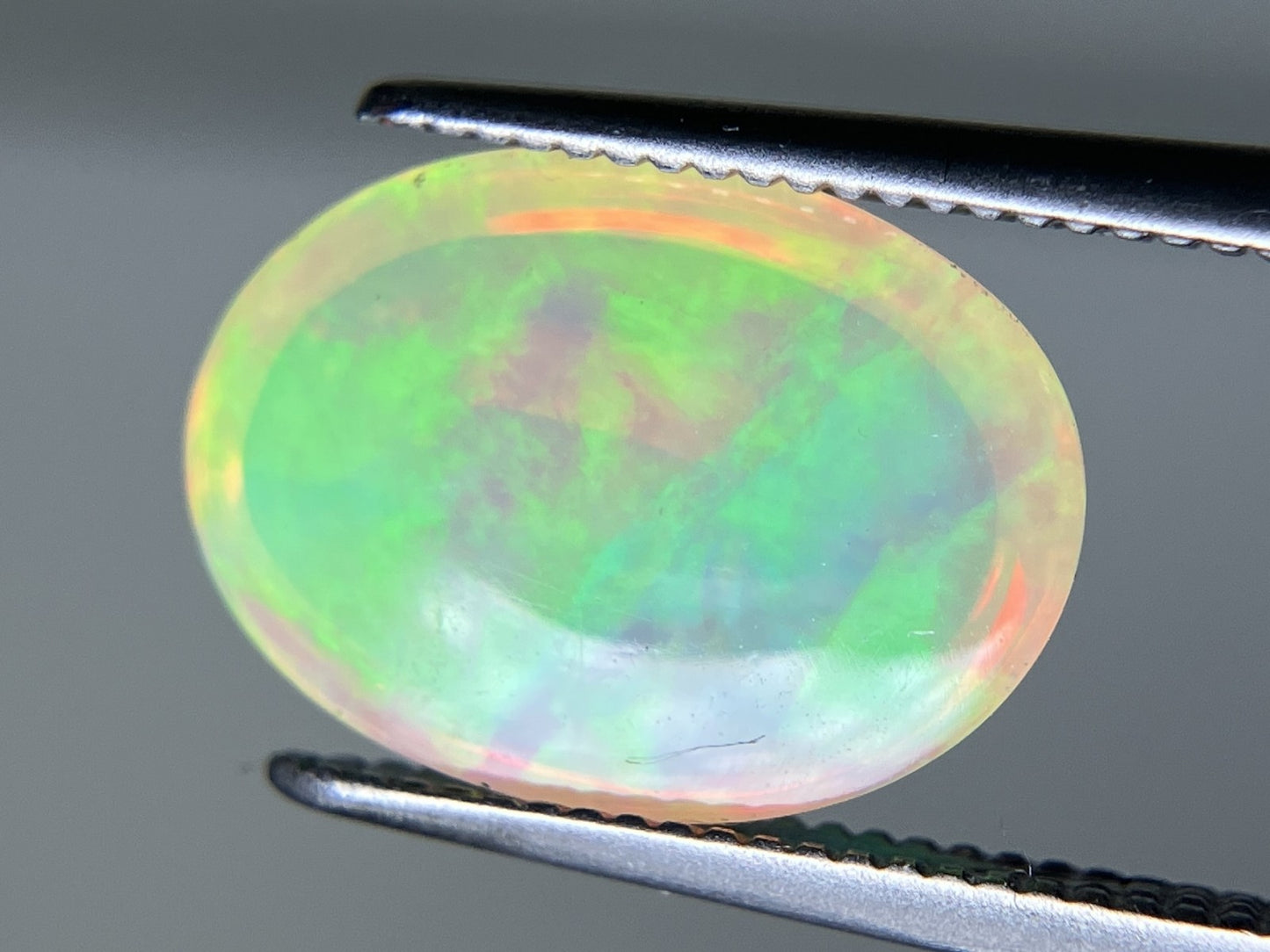 オパール 2.359ct 宝石ソーティング付き  12.1㎜×8.6㎜×4.5㎜  ルース（ 裸石 ） 3606YY