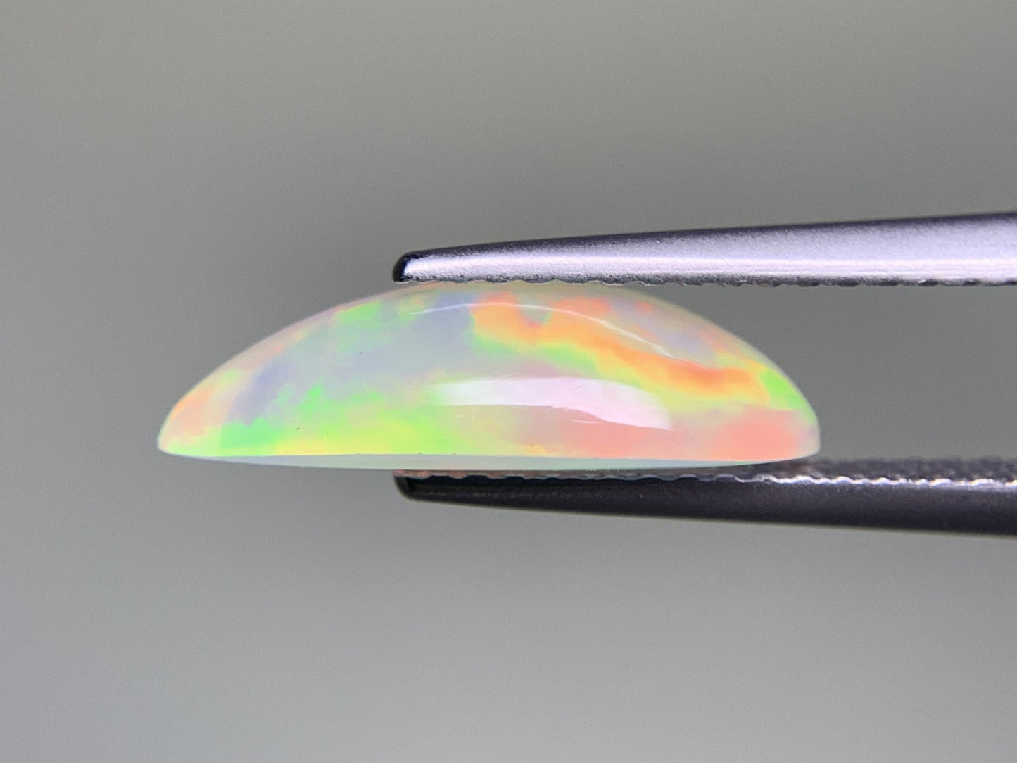オパール 2.337ct 宝石ソーティング付き  15.0㎜×8.9㎜×4.2㎜  ルース（ 裸石 ） 3632Y