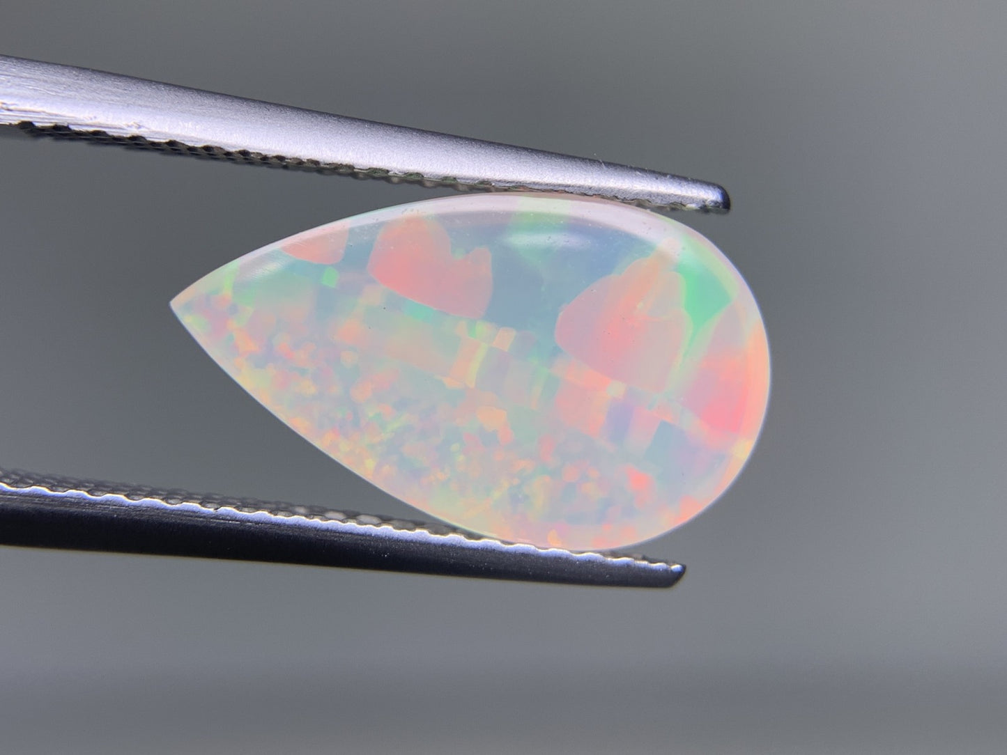 オパール 2.097ct 宝石ソーティング付き  14.6㎜×8.5㎜×3.8㎜  ルース（ 裸石 ） 3634Y