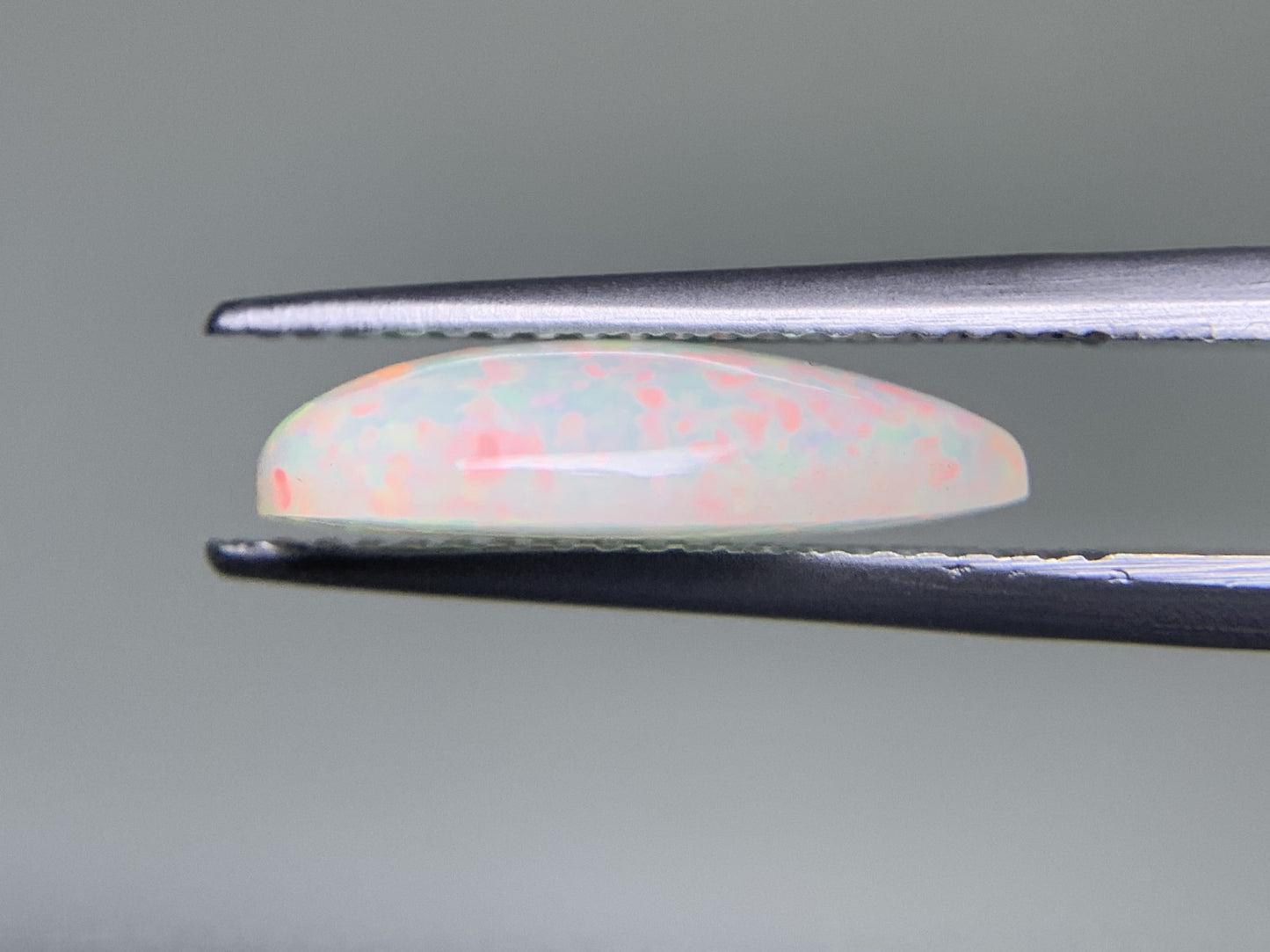 オパール 2.097ct 宝石ソーティング付き  14.6㎜×8.5㎜×3.8㎜  ルース（ 裸石 ） 3634Y