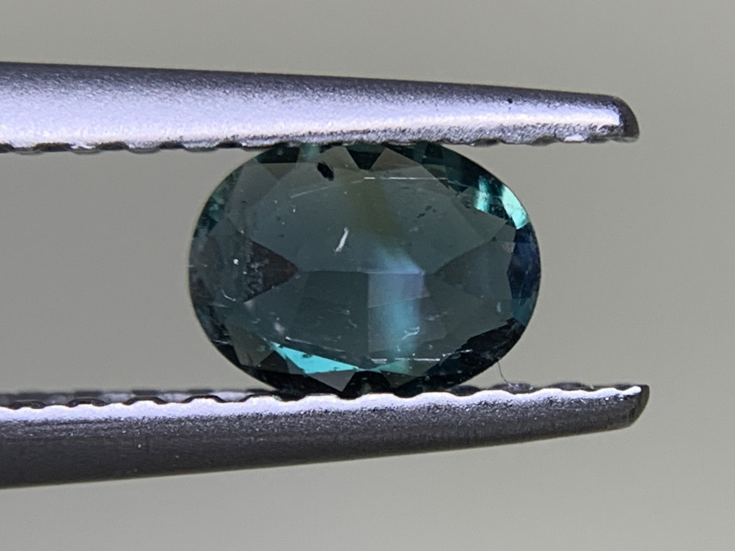 アレキサンドライト  0.344ct  中央宝石ソーティング付き  5.1㎜×4.0㎜×2.1㎜  ルース（ 裸石 ） 3664Y