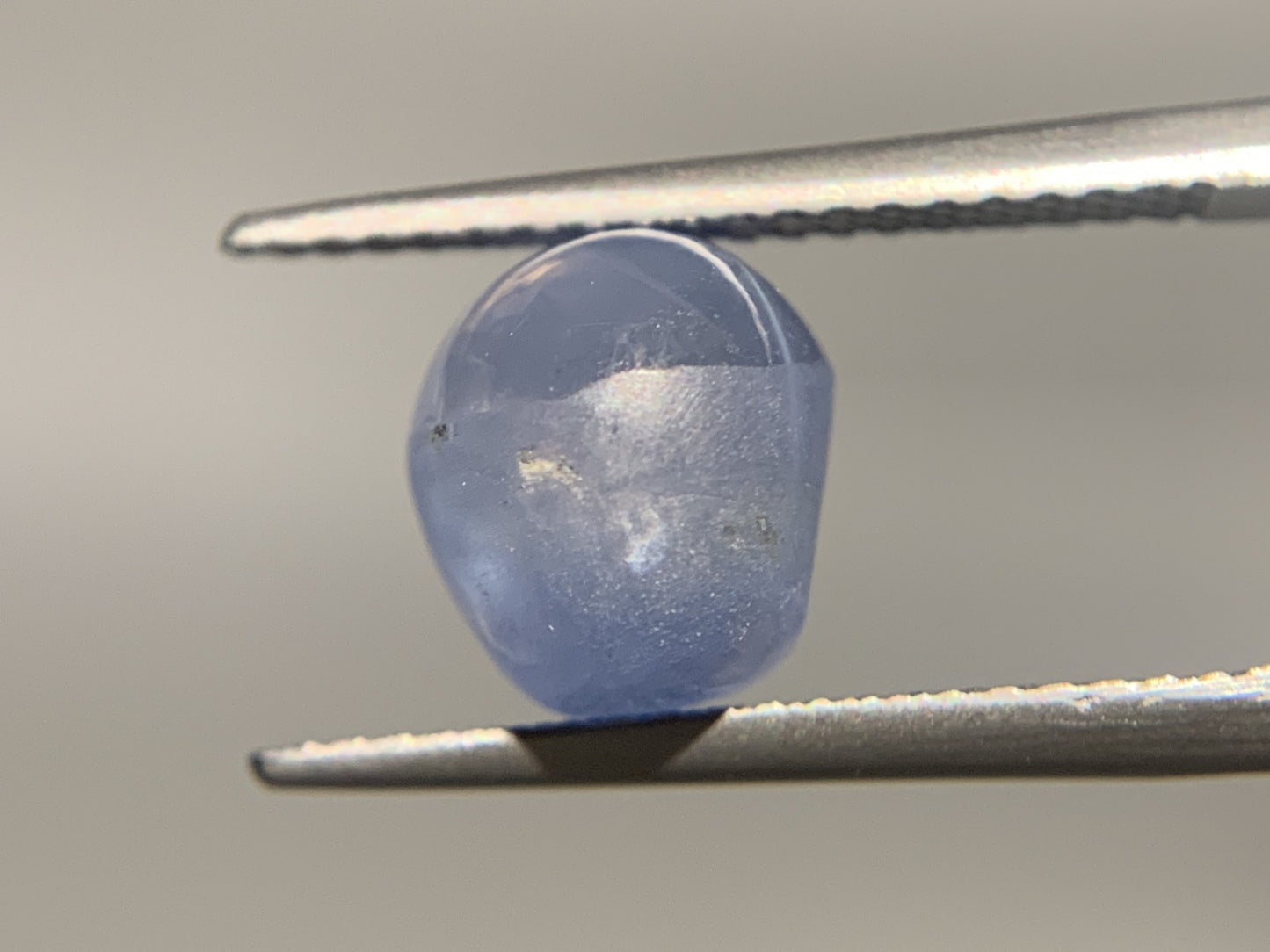 スターサファイア 6.72ct  中央宝石ソーティング付き  10.0㎜×7.6㎜×8.3㎜  ルース（ 裸石 ） 3849Y
