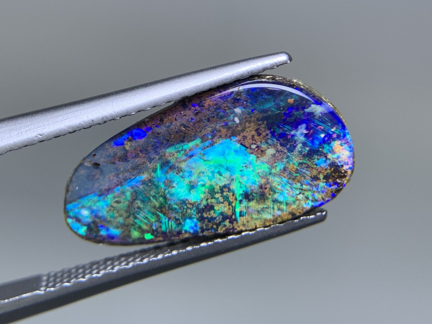 ボルダーオパール 3.829ct 宝石ソーティング付き  16.5㎜×8.6㎜×3.5㎜  ルース（ 裸石 ） 3864Y