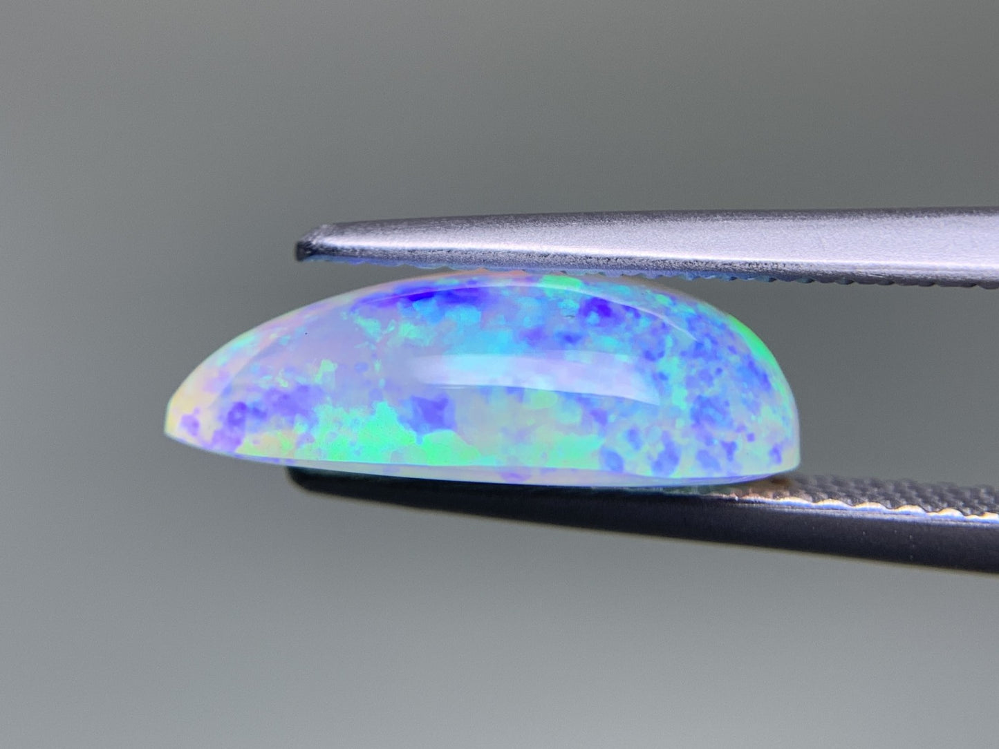 オパール 2.851ct 宝石ソーティング付き 14.9㎜×8.4㎜×4.8㎜ ルース（ 裸石 ） 3904Y