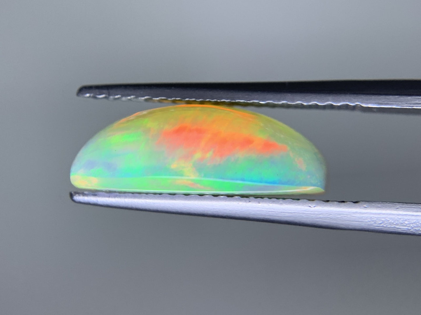オパール 4.454ct 宝石ソーティング付き  15.0㎜×9.8㎜×5.4㎜  ルース（ 裸石 ） 3909Y