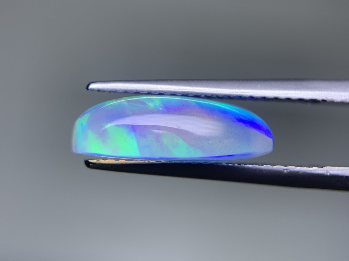 オパール 3.591ct 宝石ソーティング付き  14.1㎜×8.7㎜×4.7㎜  ルース（ 裸石 ） 3911Y