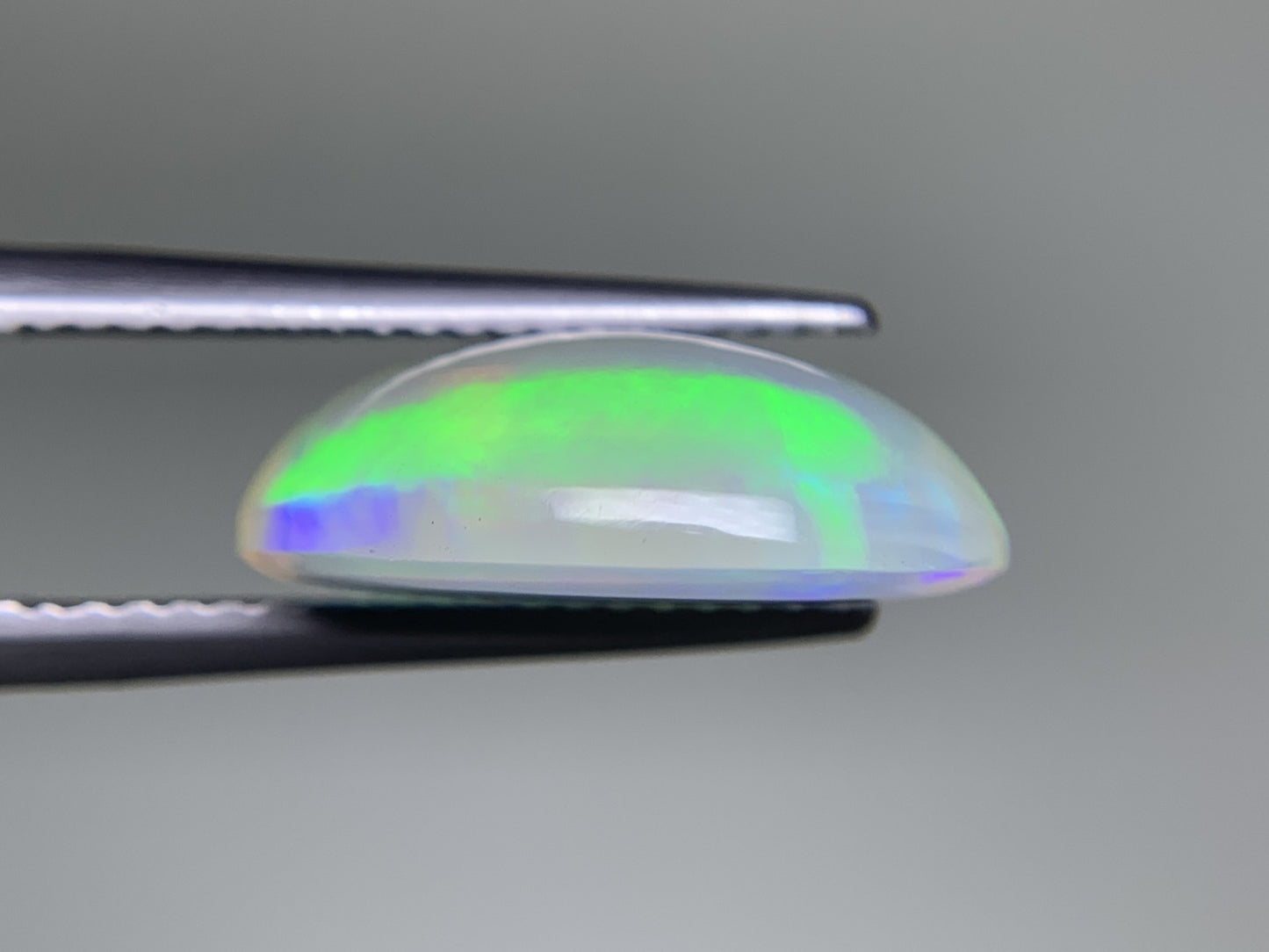 オパール 4.329ct 宝石ソーティング付き  14.9㎜×11.5㎜×5.3㎜  ルース（ 裸石 ） 3954Y