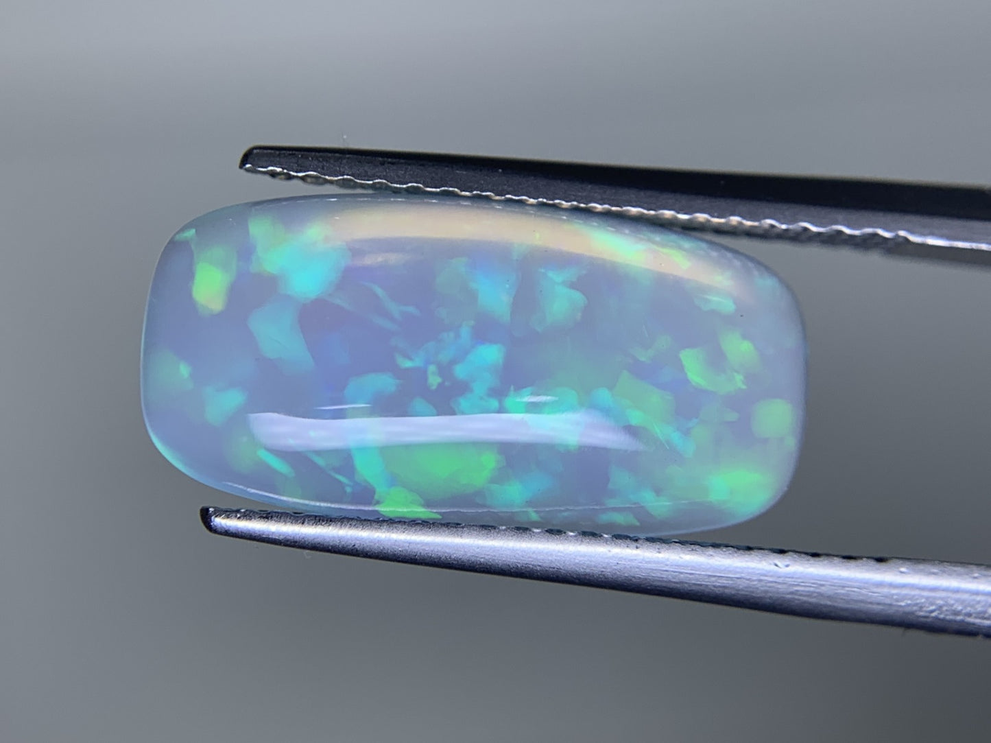 オパール 3.160ct 宝石ソーティング付き  16.7㎜×8.4㎜×4.3㎜  ルース（ 裸石 ） 3959Y