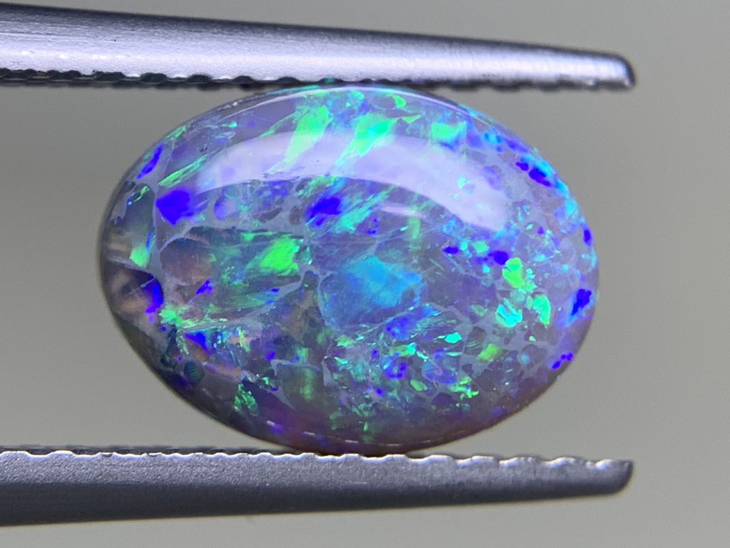 ブラックオパール 1.503ct 宝石ソーティング付き  9.6㎜×7.1㎜×3.4㎜  ルース（ 裸石 ） 3981Y