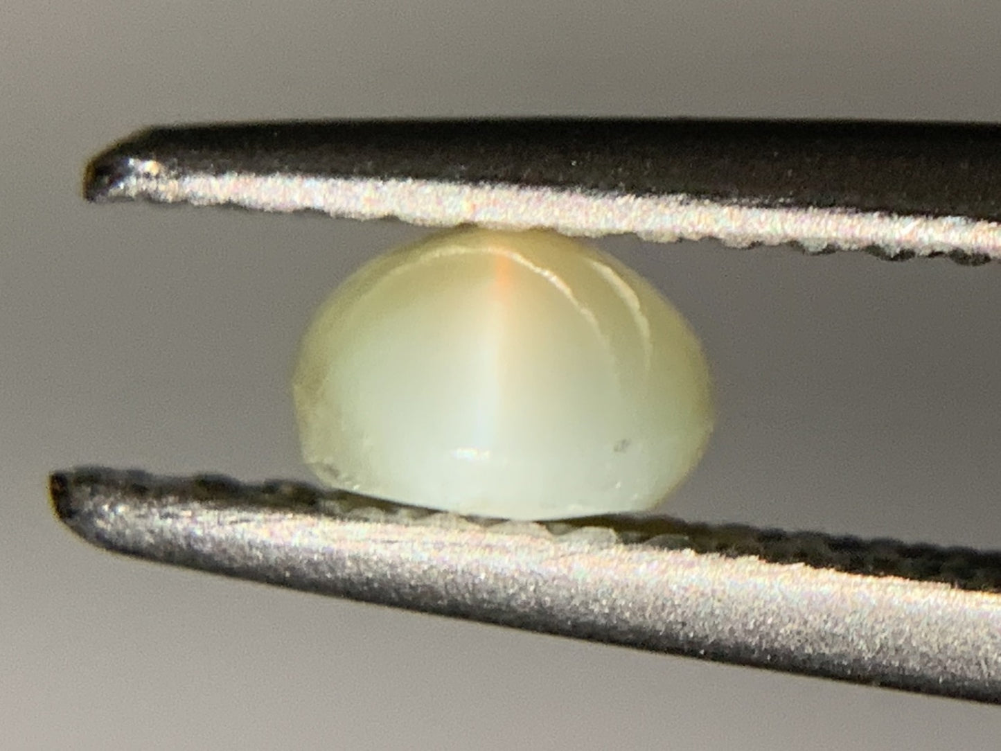クリソベリルキャッツアイ 1.021ct  宝石ソーティング付き  6.6㎜×4.7㎜×3.1㎜  ルース（ 裸石 ） 4020Y