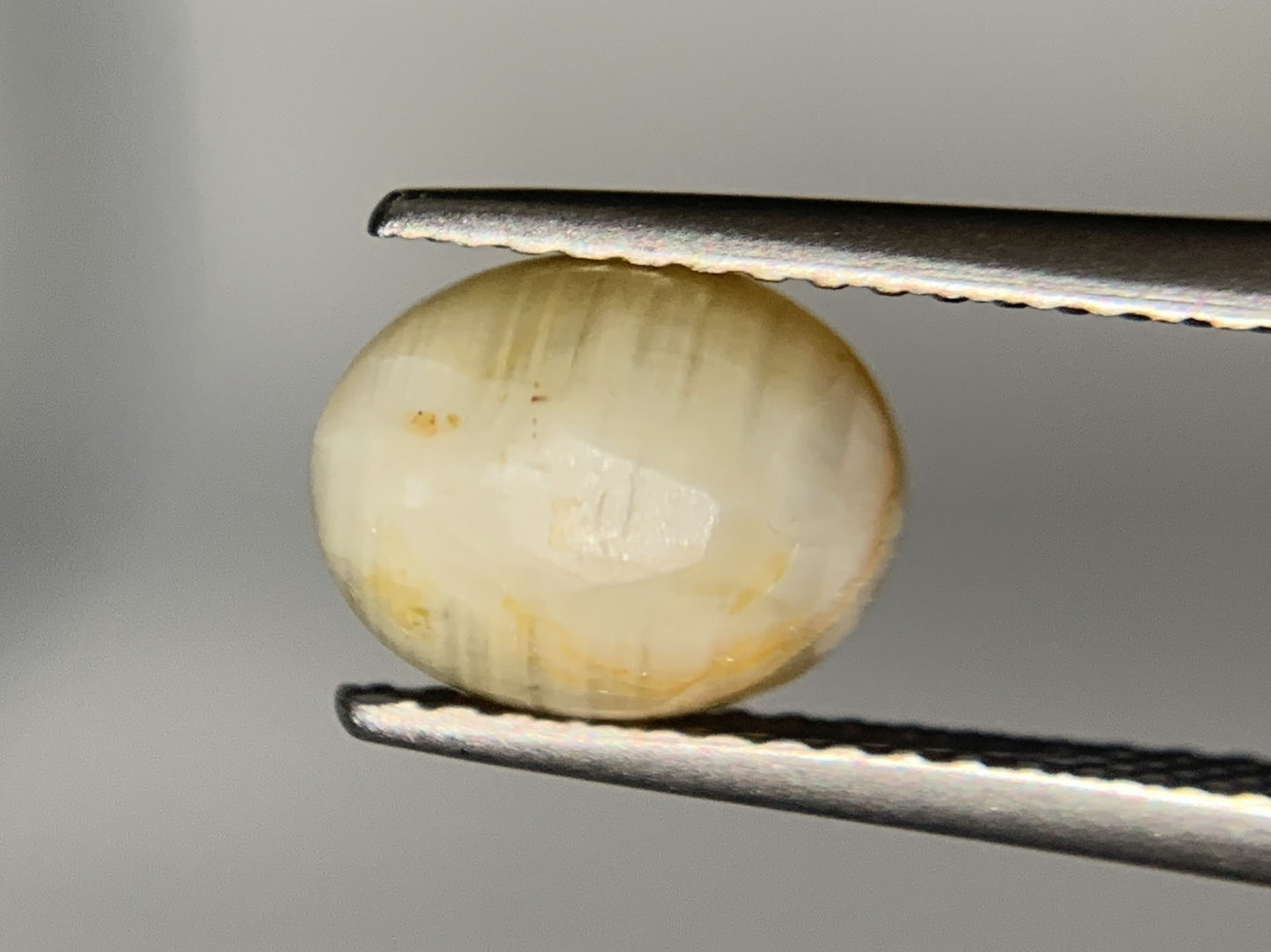 クリソベリルキャッツアイ 3.457ct 宝石ソーティング付き  8.3㎜×6.7㎜×6.4㎜  ルース（ 裸石 ） 4028Y