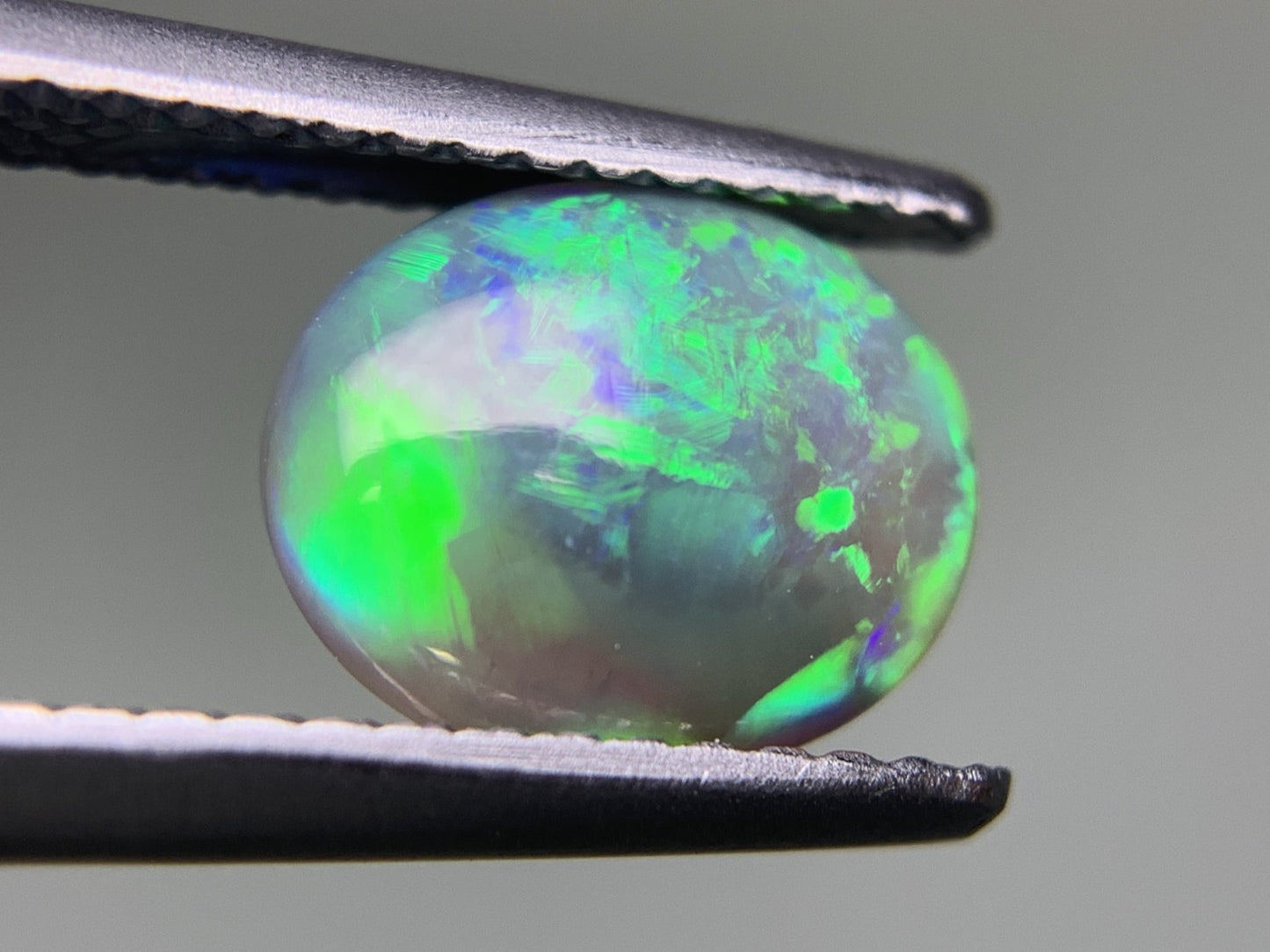 ブラックオパール 1.454ct 宝石ソーティング付き  14.0㎜×8.4㎜×4.8㎜  ルース（ 裸石 ） 4048Y