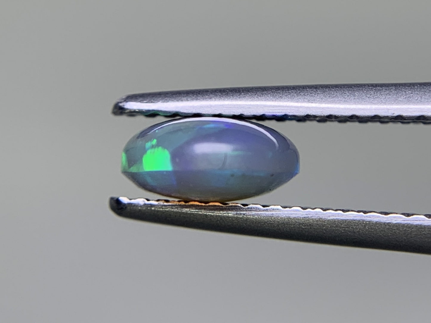 ブラックオパール 1.454ct 宝石ソーティング付き  14.0㎜×8.4㎜×4.8㎜  ルース（ 裸石 ） 4048Y