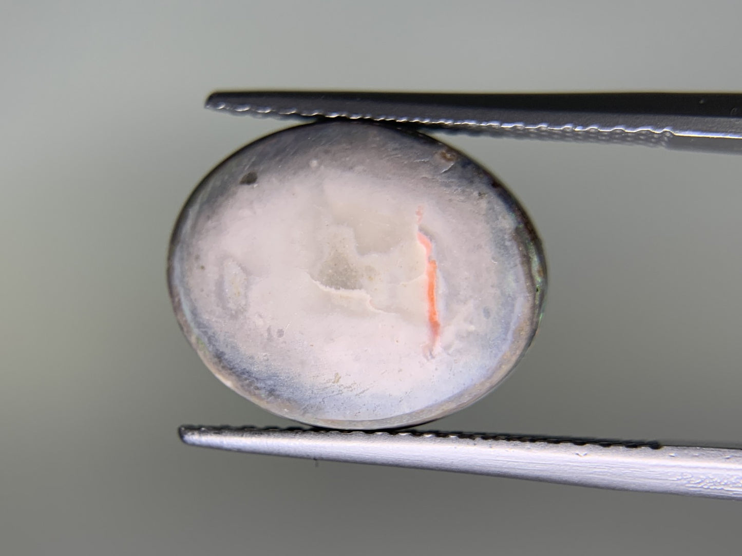 ブラックオパール 3.475ct 中央宝石ソーティング付き 14.0㎜×11.4㎜×3.5㎜ ルース（ 裸石 ） 4110Y