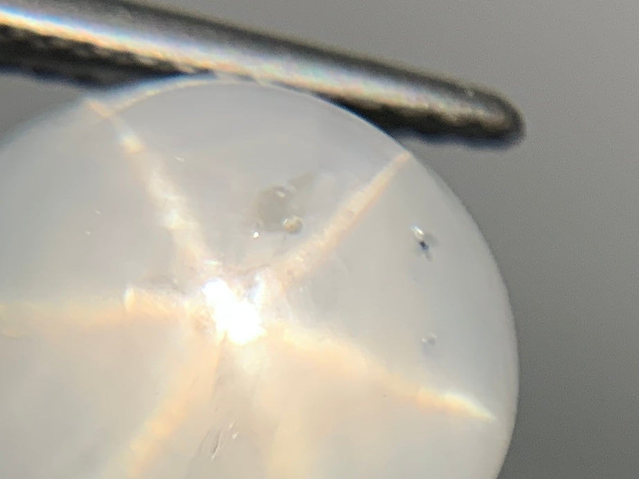 スターサファイア 9.236ct  宝石ソーティング付き  12.0㎜×11.0㎜×6.0㎜  ルース（ 裸石 ） 4113Y