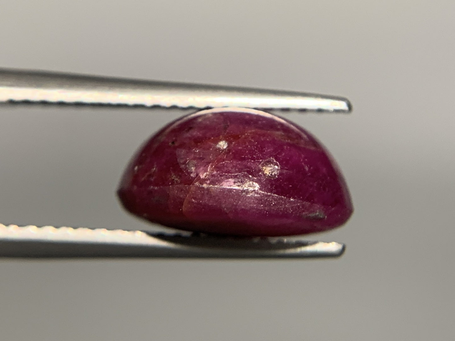 スタールビー 7.544ct 宝石ソーティング付き 11.7㎜×9.9㎜×6.3㎜ ルース（ 裸石 ） 4181Y