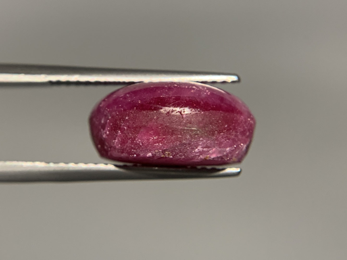 スタールビー 15.350ct 宝石ソーティング付き 14.7㎜×11.8㎜×7.4㎜ ルース（ 裸石 ） 4188Y