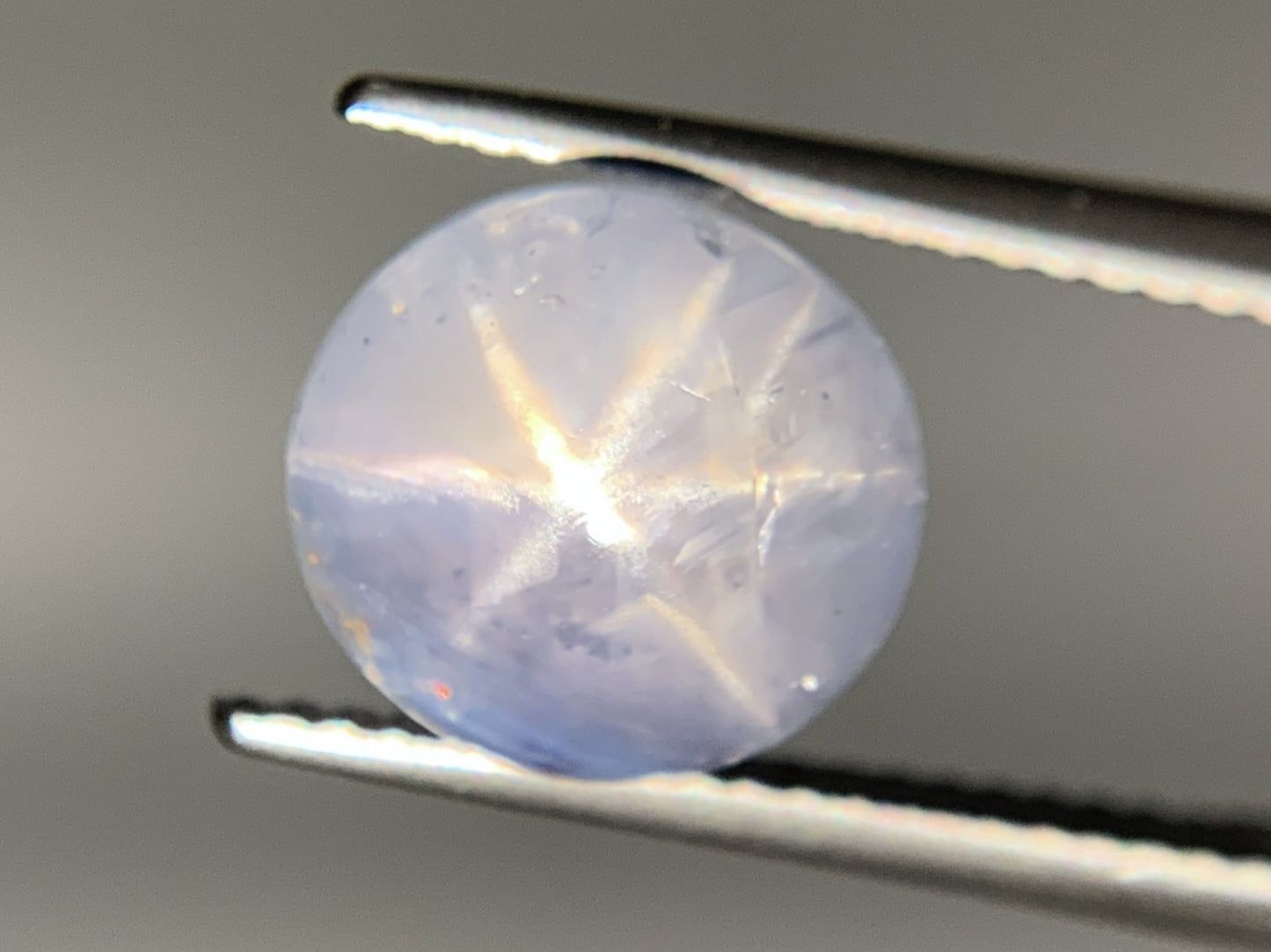 スターサファイア 7.705ct  宝石ソーティング付き  9.4㎜×9.0㎜×7.9㎜  ルース（ 裸石 ） 4199Y