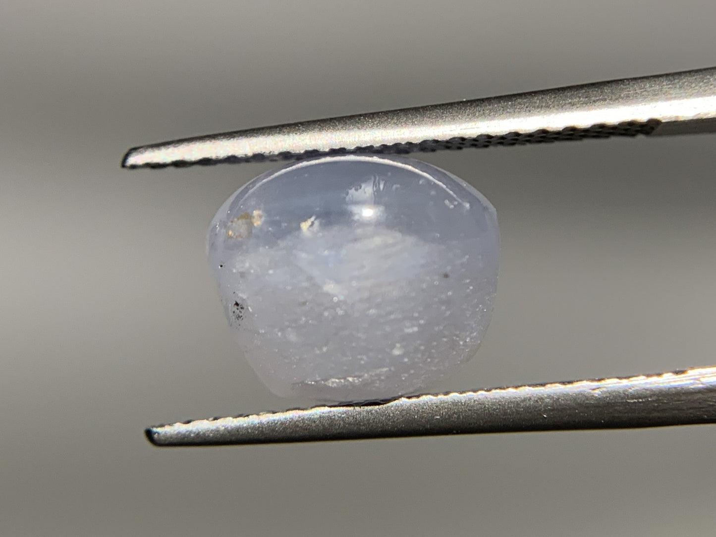 スターサファイア 7.705ct  宝石ソーティング付き  9.4㎜×9.0㎜×7.9㎜  ルース（ 裸石 ） 4199Y