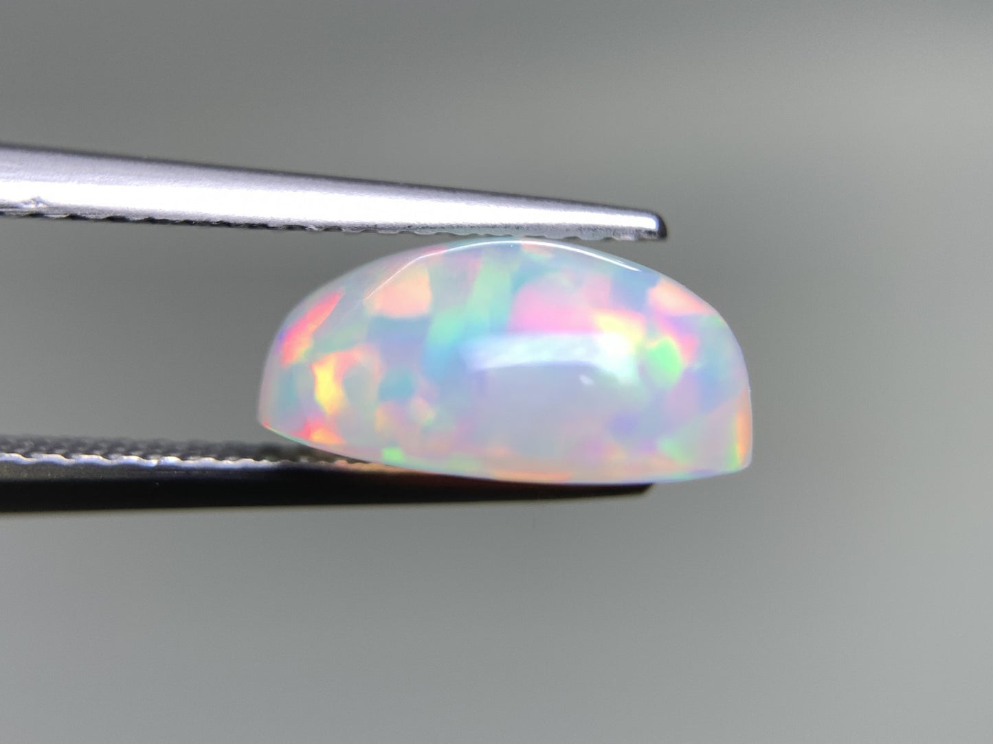 オパール 2.582ct 宝石ソーティング付き 11.3㎜×9.0㎜×5.2㎜ 天然 ルース（ 裸石 ） 4289Y