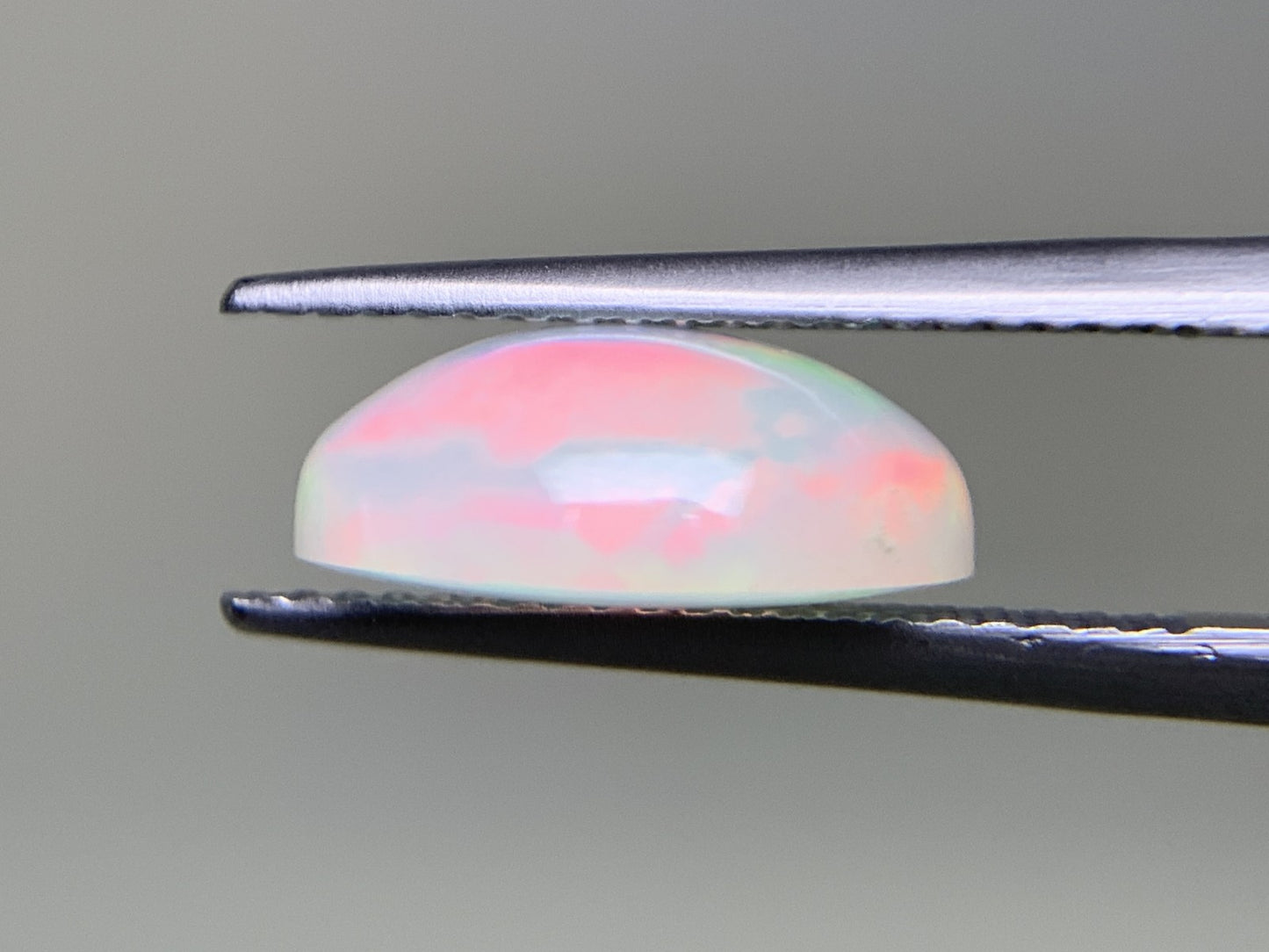 オパール 2.453ct  宝石ソーティング付き  12.0㎜×10.0㎜×4.8㎜  ルース（ 裸石 ） 4300Y
